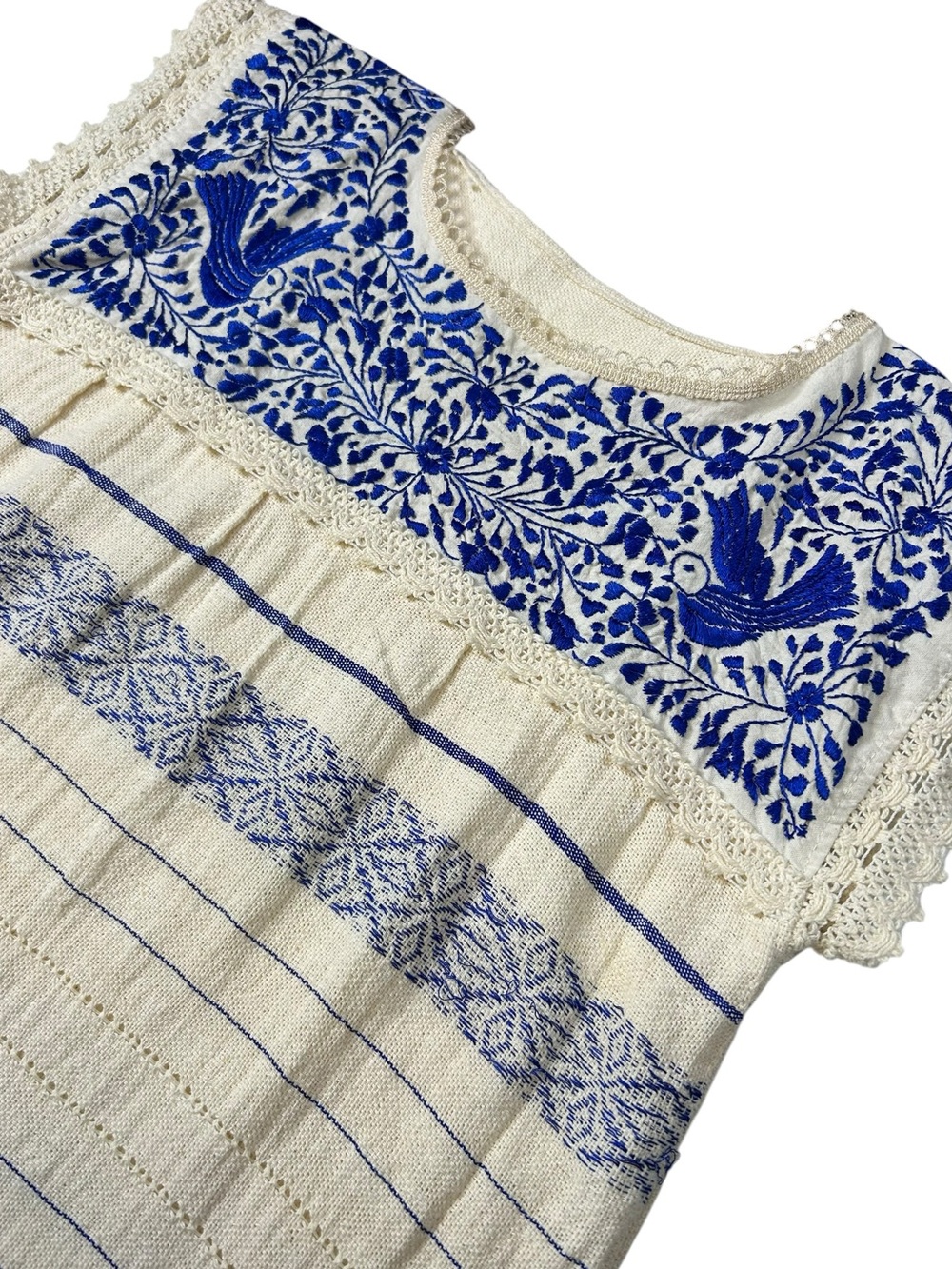 Vintage Handmade Oaxaca Embroidered Bird Huipil Boho Cotton Top - Picture 8 of 15